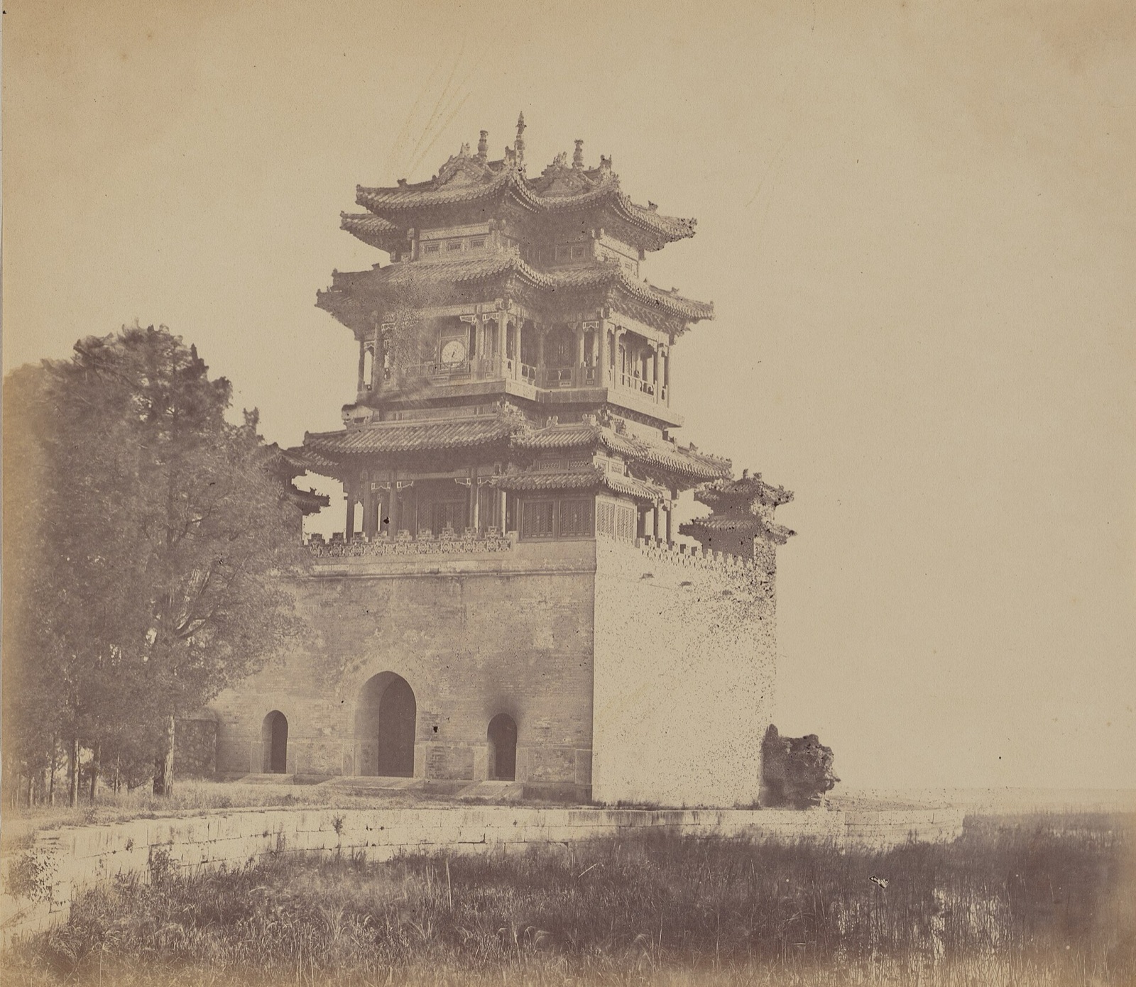 Felice Beato photograph of the Imperial Summer Palace at Yuanmingyuan, Peking, before it was burned on 18 October 1860.