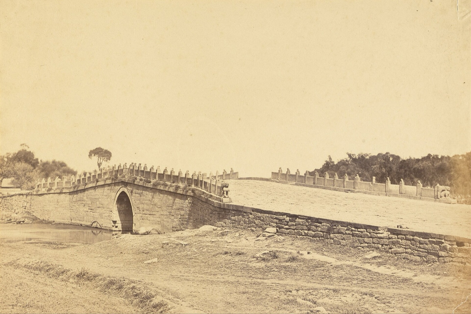 Felice Beato photograph of the bridge at Pa-li-k'um (Baliqiao), the scene of the fight with Imperial Chinese troops.
